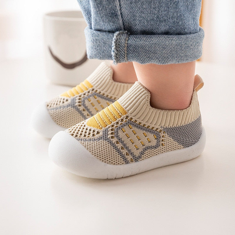 Baby Shoes Anti-slip Breathable Infant Crib Floor Socks with Rubber Sole for Children Girls Boys Mesh Shoes Soft Bottom Slippers